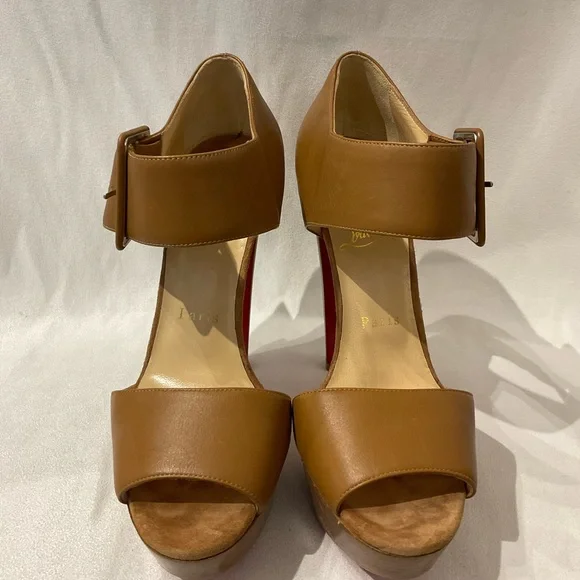 Christian Louboutin pumps - Picture 3 of 6